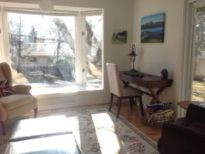 A picture of a Scottish landscape painting in situ